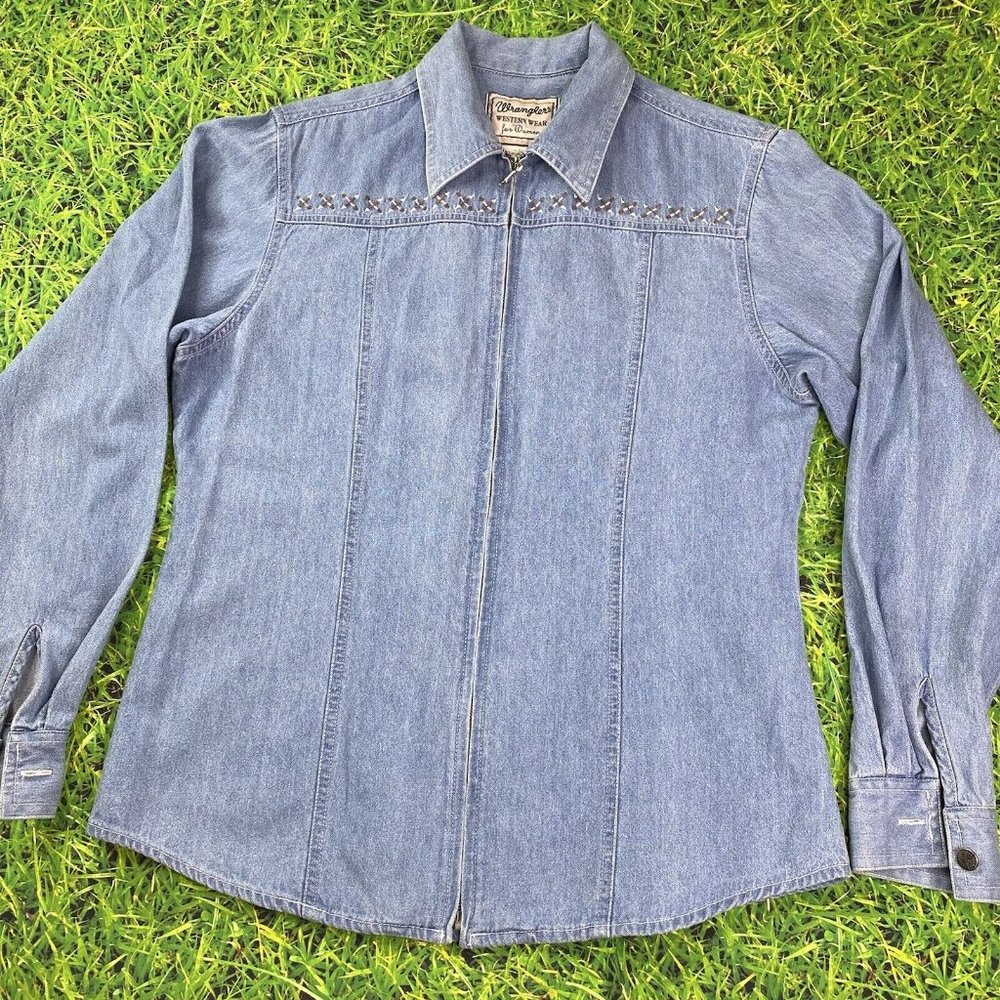 Wrangler Blue Denim Women's Top - Picture 10 of 10